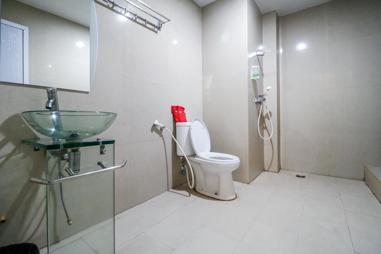 Reddoorz Plus Near Pasar Wisata プカンバル エクステリア 写真